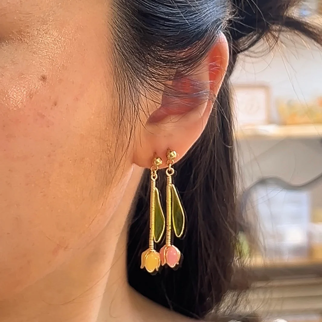 Tulip Blooms Earrings | PREORDER - Image 8